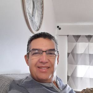 Meet your Posher, Adonay